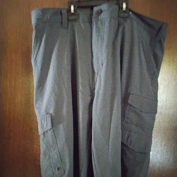 IRON COMPANY MEN SHORTS - Picture 1 of 11